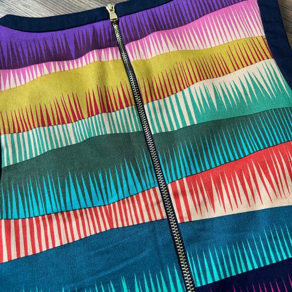 Trina Turk Sleeveless Blouse Colorful Geometric Tank Top Zip Up Round Neck 8 - Picture 7 of 10